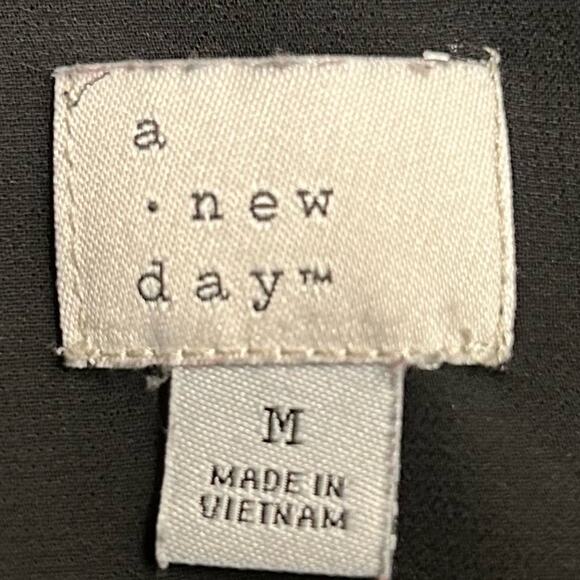 A New Day black top, size medium regular, women's blouse - Picture 6 of 10